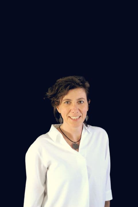 Adeline Hochart, PÉDICURE-PODOLOGUE D.E.